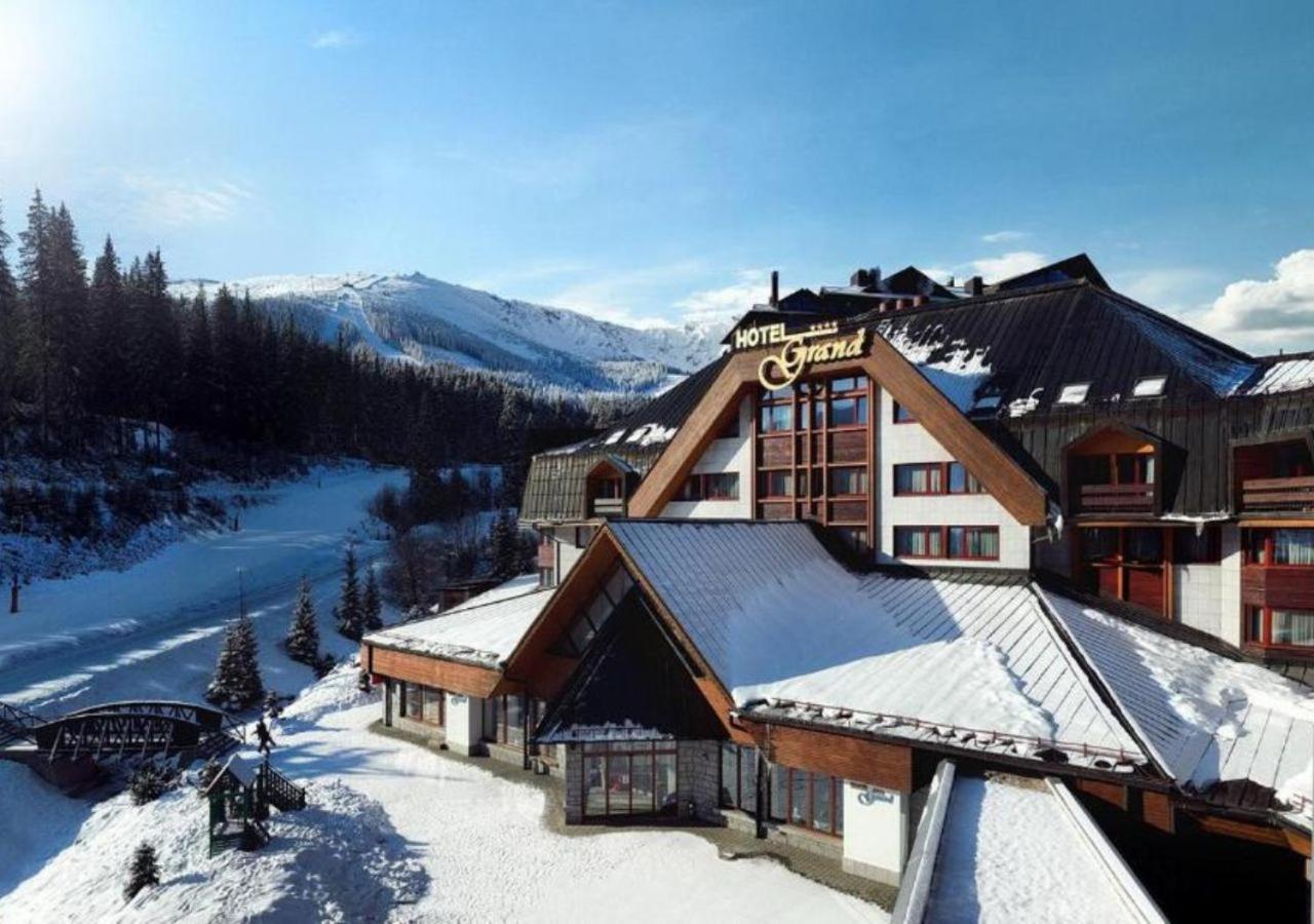 Hotel Grand Jasna Demanovska Dolina Exterior foto